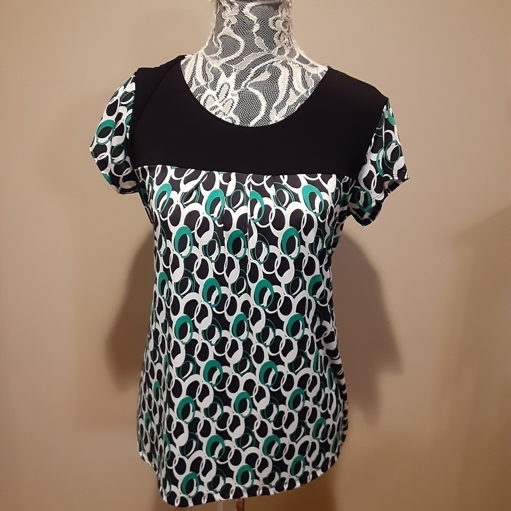 Christine Gerard Top💐Adorable